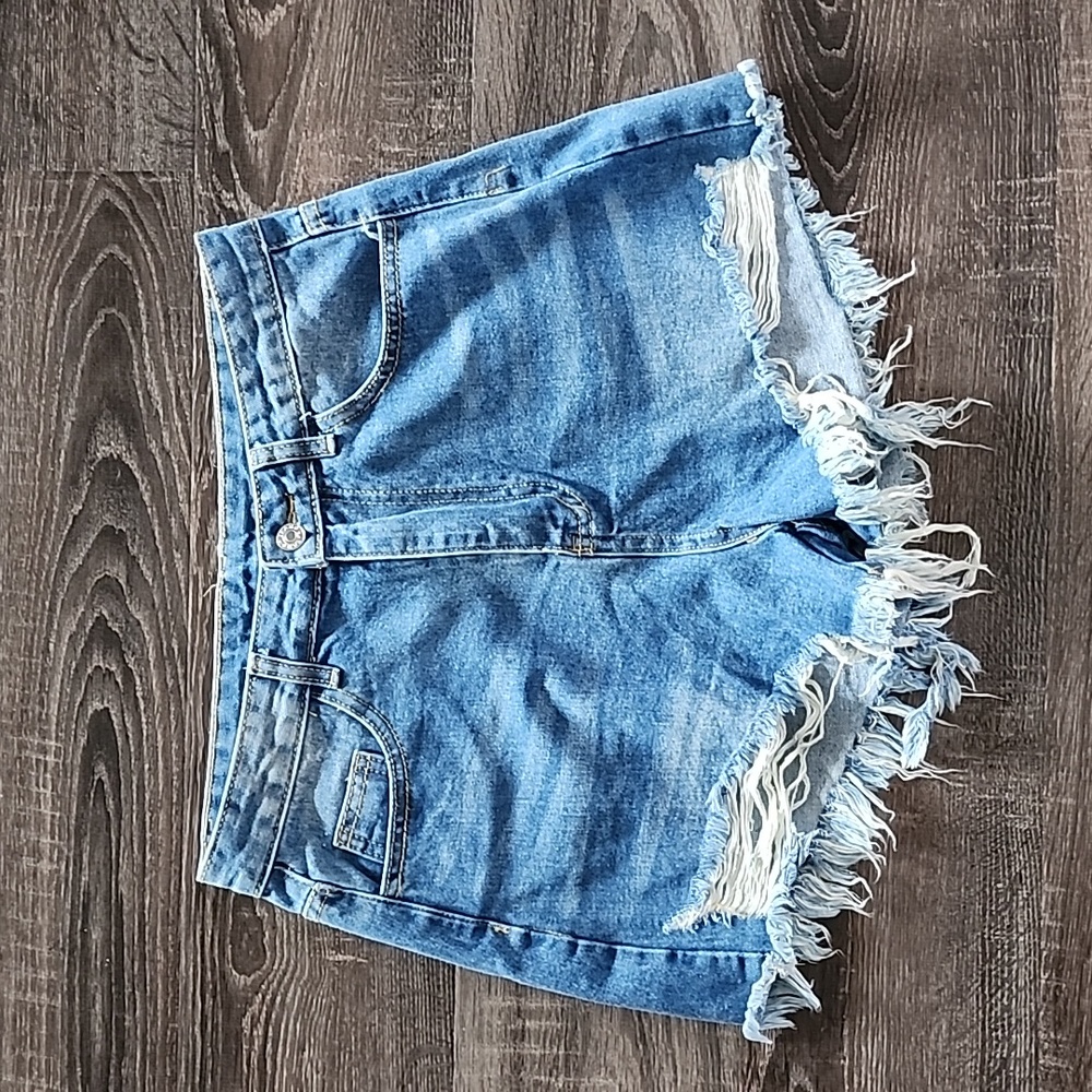 🦜 SHEIN high waisted Boho denim Jean Shorts 🦜